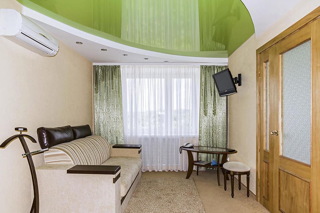 Tourist Hotel Mogiljov Exteriör bild