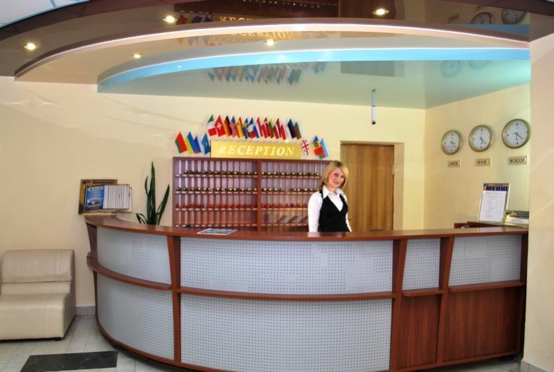 Tourist Hotel Mogiljov Exteriör bild