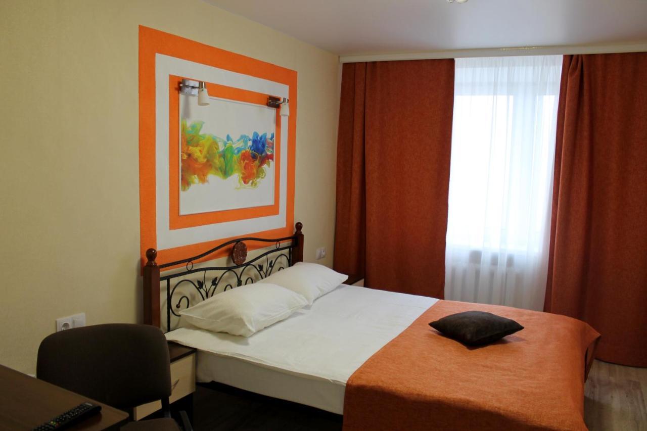 Tourist Hotel Mogiljov Exteriör bild